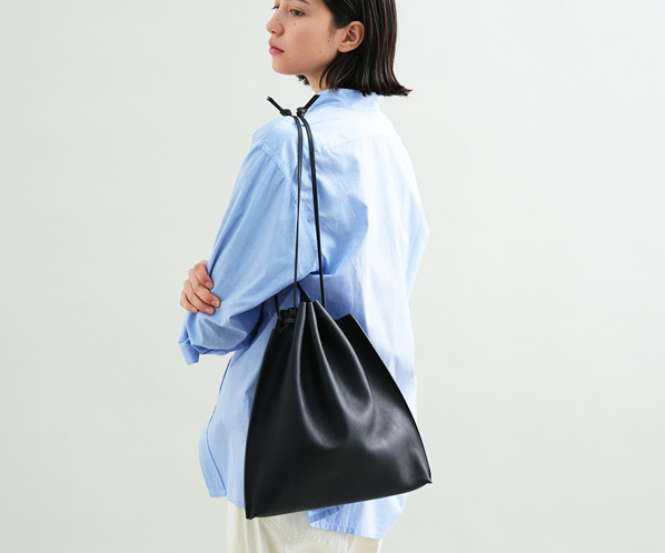 ミネルヴァ　巾着型バッグ 詳細画像 クロ 20