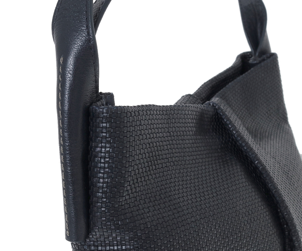 【直営店・WEB限定】ペッレテッシル ショルダーバッグ 詳細画像 ダークネイビー 5